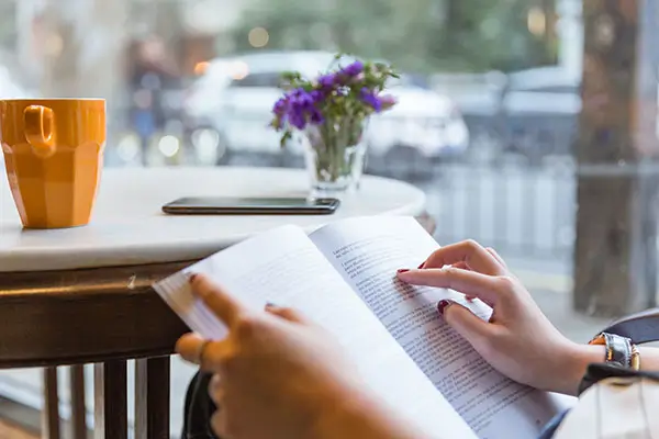 法律体现什么性质